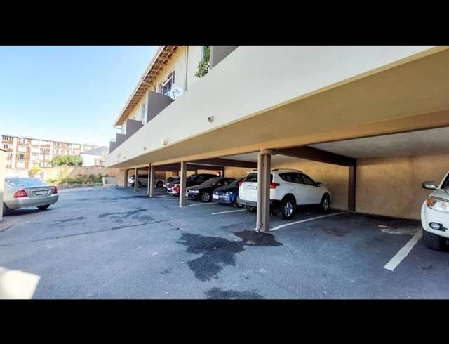 2 BEDROOM APARTMENT FOR SALE IN BEREA WEST